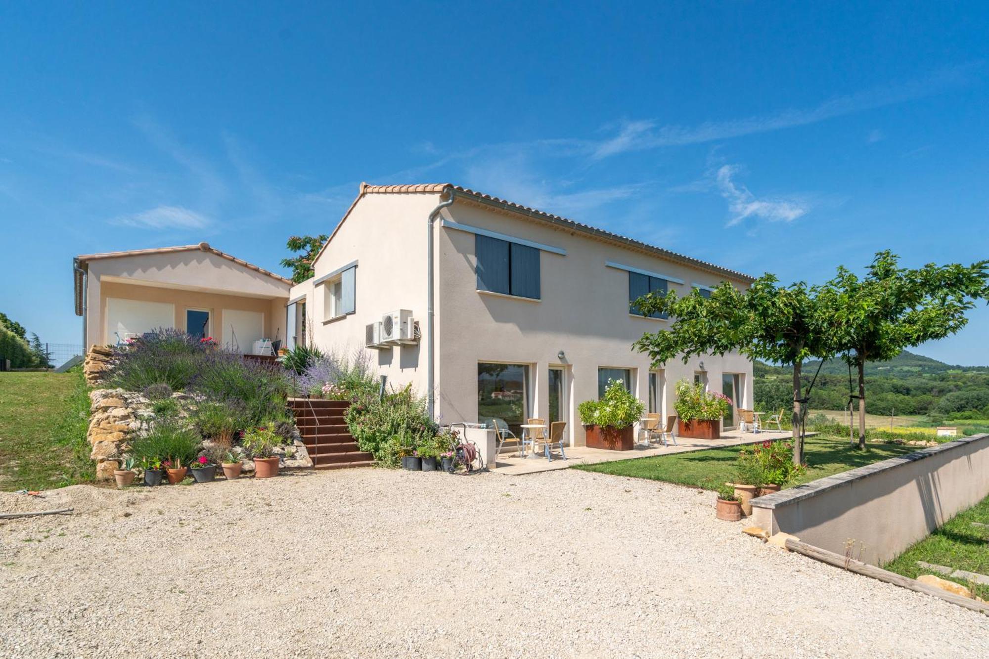 Villa Les Terrasses De Cascavelle Blauvac Exterior foto
